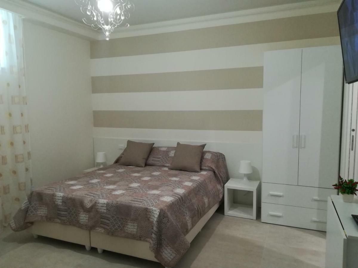 Guest House B&B Via Marina เรจโจ ดี คาลาเบีย ภายนอก รูปภาพ